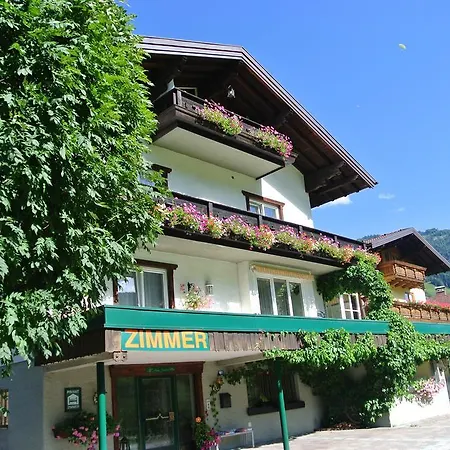 Haus Gruetzner Dorfgastein